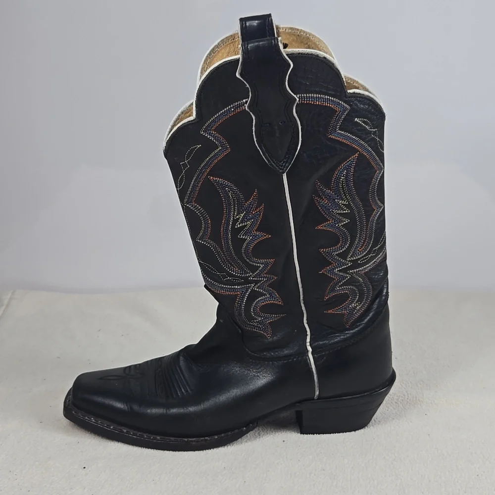 Ladies Justin Black Embroidered Cowboy Boots - Picture 2 of 11